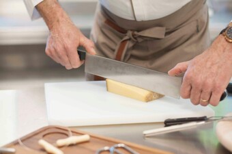 Les meilleurs couteaux professionnels pour couper les fromages d’hiver Visuel