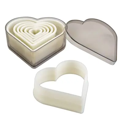 Boîte de 7 découpoirs UNIS plastiques coeurs Visuel